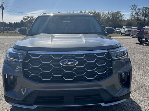 New 2026 Ford Explorer Platinum w/ LUX Leather Package image 2