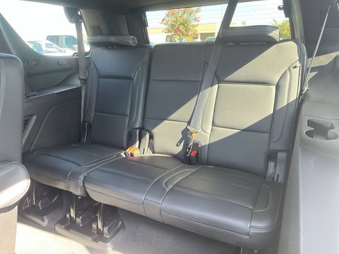 Used 2024 GMC Yukon Denali AWD/4WD image 34