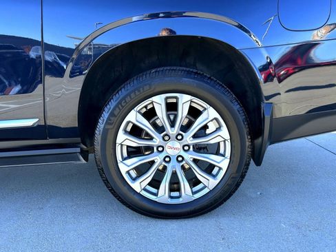 Used 2022 GMC Yukon XL Denali image 23