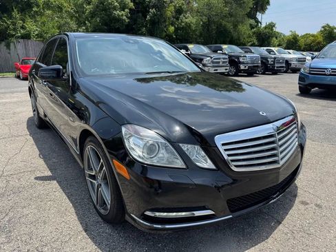Used 2012 Mercedes-Benz E 350 Sedan image 3