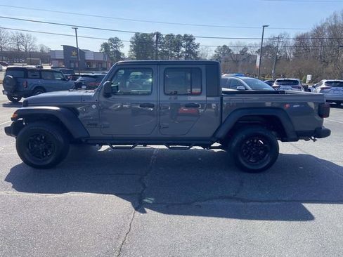 Used 2020 Jeep Gladiator Sport w/ Quick Order Package 24S image 6