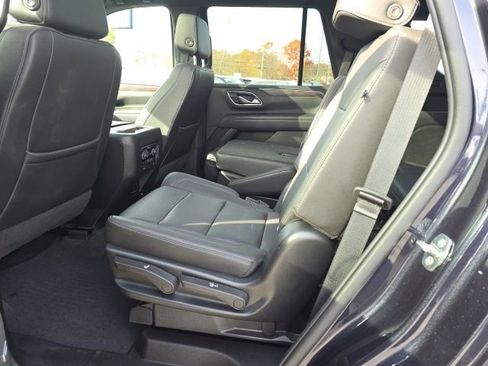 Used 2022 Chevrolet Tahoe Z71 w/ Luxury Package image 13