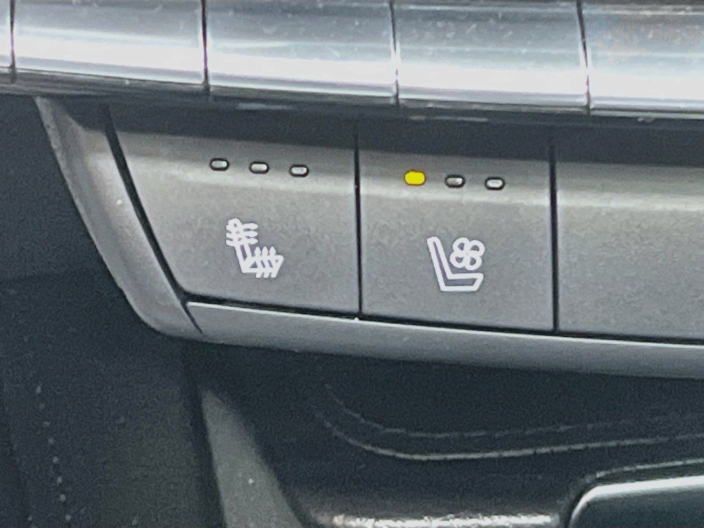 Used 2024 Cadillac XT4 Sport AWD/4WD image 20