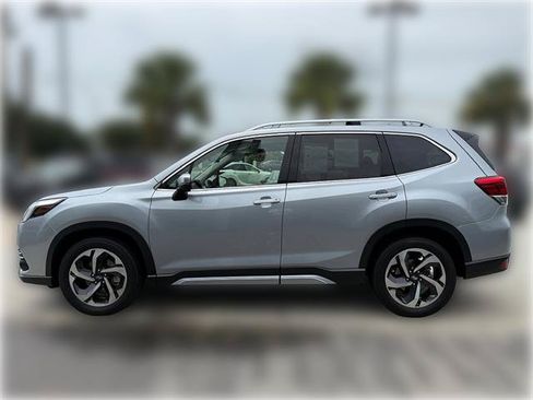 Used 2024 Subaru Forester Touring w/ POP Package 3 AWD/4WD image 5