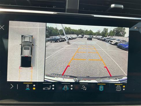 Used 2023 GMC Sierra 1500 AT4 w/ AT4 Premium Package image 20