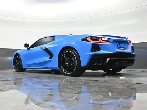 Used 2024 Chevrolet Corvette Stingray Convertible w/ 1LT RWD image 21