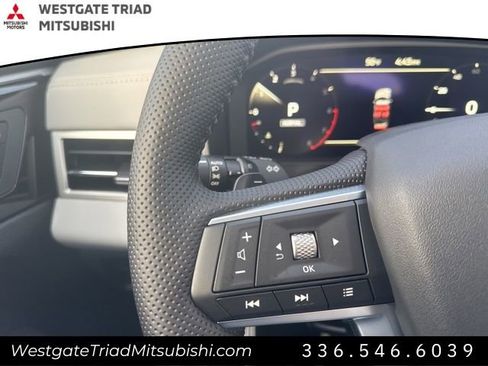 New 2026 Mitsubishi Outlander SEL FWD image 17