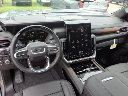 New 2026 GMC Yukon XL Denali AWD/4WD image 17