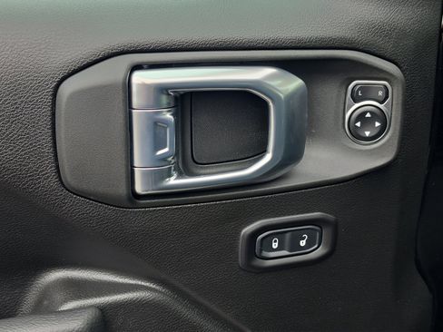 New 2026 Jeep Gladiator Rubicon image 18