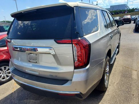 Used 2021 GMC Yukon SLT w/ SLT Luxury Package image 10