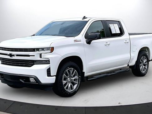 Used 2021 Chevrolet Silverado 1500 RST w/ Z71 Off-Road Package AWD/4WD image 4