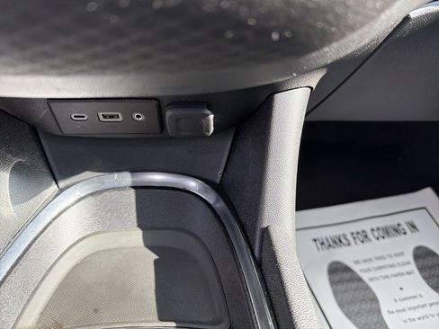 Used 2023 Chevrolet Malibu LT image 21