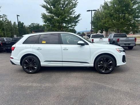 Certified 2025 Audi Q7 3.0T Premium Plus AWD/4WD image 5