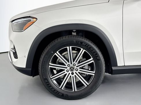 New 2026 Mercedes-Benz GLE 350 4MATIC image 9