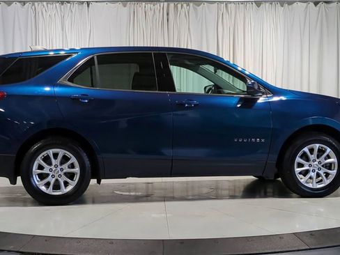 Used 2020 Chevrolet Equinox LT w/ Driver Convenience Package FWD image 11