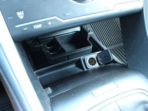 Used 2014 Ford Fusion Titanium FWD image 19