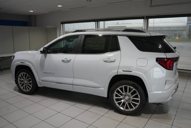 New 2027 GMC Terrain Denali AWD/4WD image 3