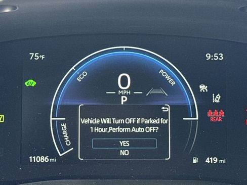 Used 2025 Toyota Camry SE FWD image 15