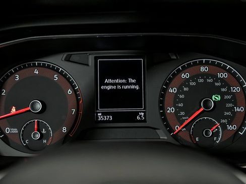 Certified 2019 Volkswagen Jetta S image 17