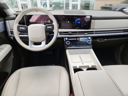 New 2025 Hyundai Santa Fe Calligraphy image 10