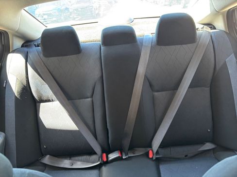 Used 2025 Nissan Versa SV image 36