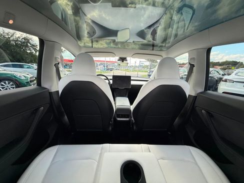 Used 2023 Tesla Model Y Long Range image 24