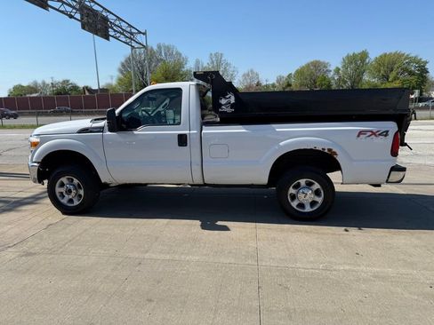 Used 2016 Ford F250 XL w/ XL Appearance Package AWD/4WD image 11
