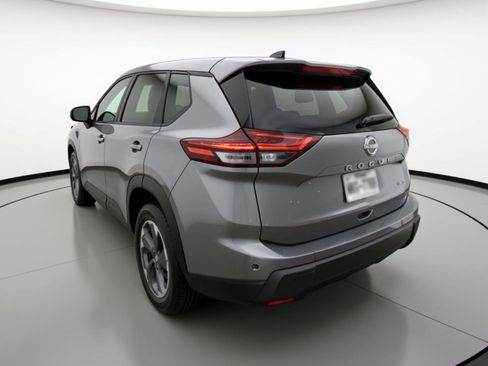 Used 2025 Nissan Rogue SV AWD/4WD image 6