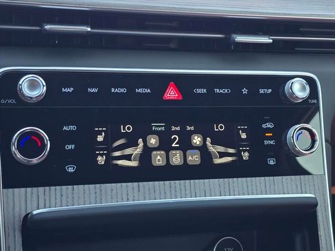 New 2026 Genesis GV80 3.5T Prestige AWD/4WD image 18