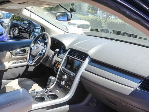 Used 2014 Ford Edge SEL w/ Equipment Group 205A AWD/4WD image 21