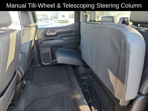 Used 2025 GMC Sierra 1500 SLT image 31