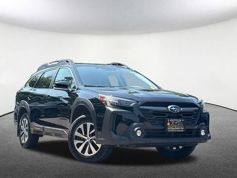 Certified 2024 Subaru Outback Premium AWD/4WD image 3
