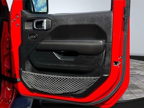 Used 2021 Jeep Gladiator Overland w/ Popular Equipment Package image 25