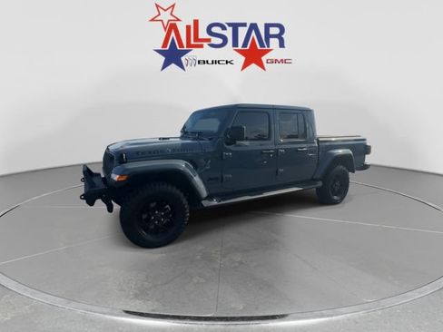 Used 2026 Jeep Gladiator Sport AWD/4WD image 3