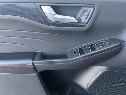 Used 2025 Ford Escape ST-Line Select AWD/4WD image 11