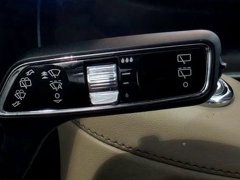 Used 2023 Lincoln Aviator Reserve w/ Equipment Group 201A AWD/4WD image 30