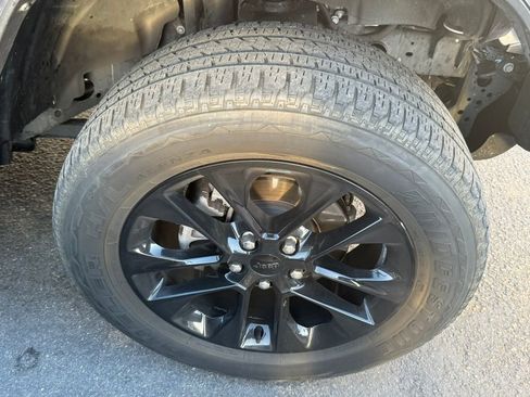 Used 2022 Jeep Wrangler Unlimited Sahara w/ Cold Weather Group image 24