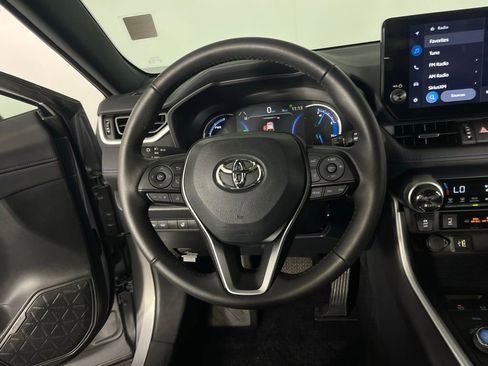 Used 2025 Toyota RAV4 XSE w/ Weather Package image 15