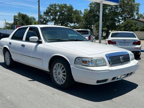 Used 2011 Mercury Grand Marquis LS RWD image 17