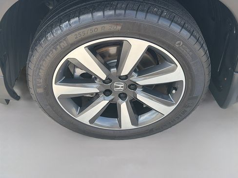 Used 2024 Honda Pilot Touring image 36