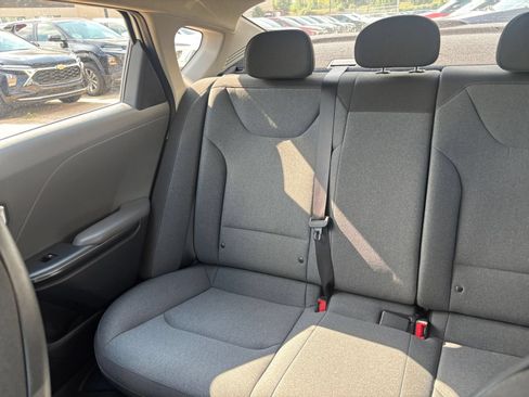 Used 2025 Kia K4 FWD image 33