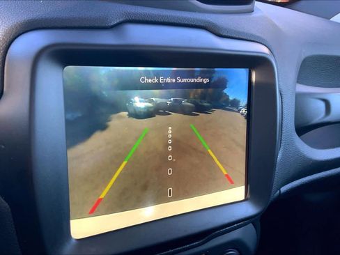 Used 2022 Jeep Renegade Trailhawk image 26