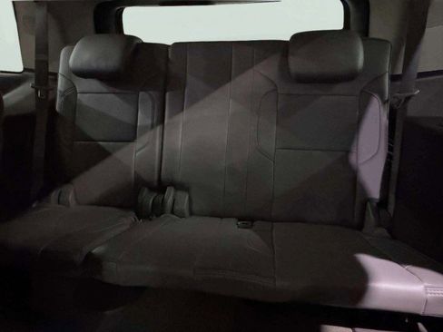 Used 2016 GMC Yukon Denali w/ Open Road Package image 39