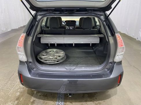 Used 2012 Toyota Prius V Two image 12