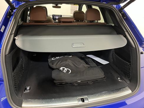 Used 2023 Audi Q5 e Premium Plus w/ Premium Plus Package image 19