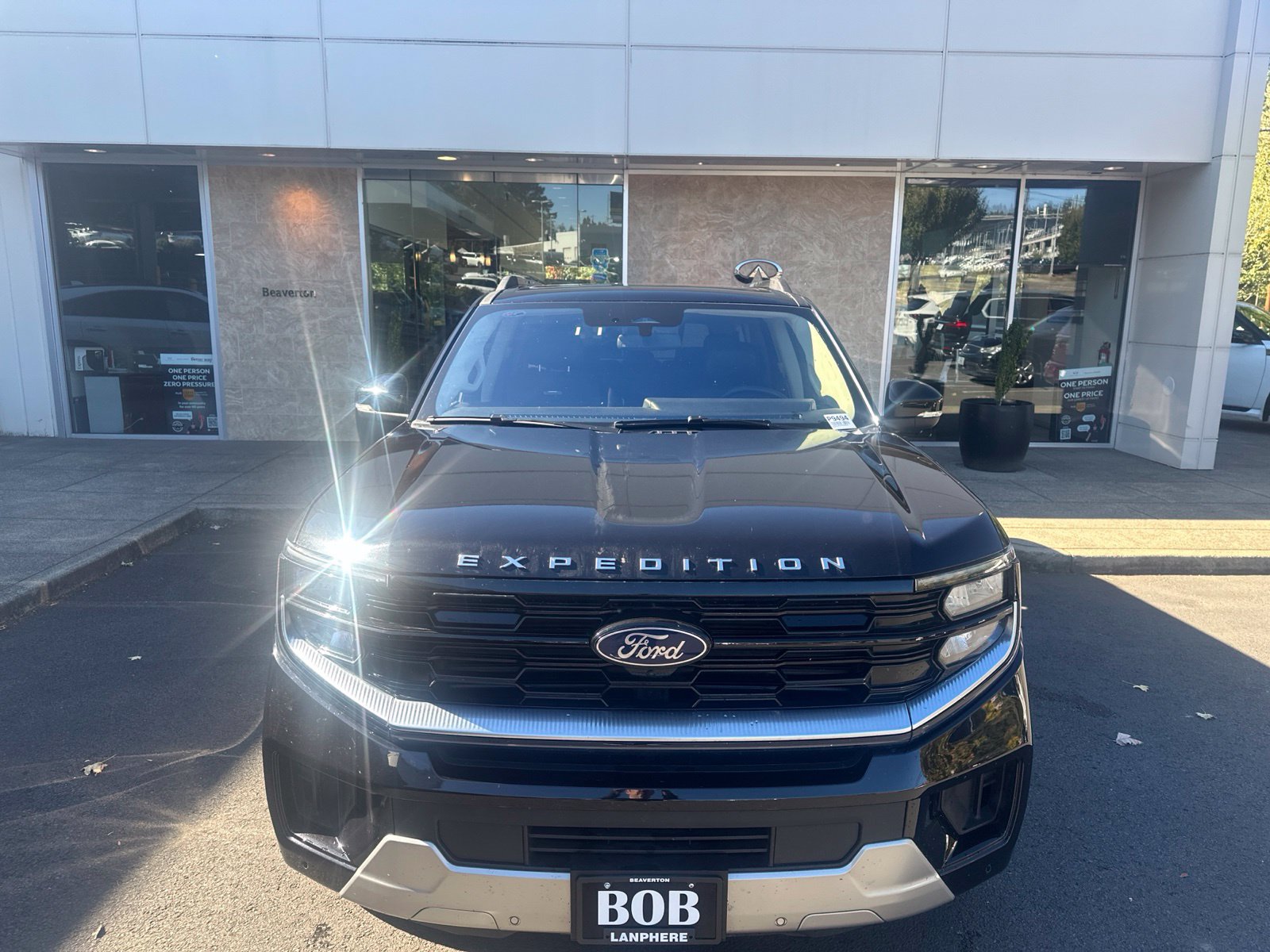 Used 2025 Ford Expedition Max Platinum AWD/4WD image 8