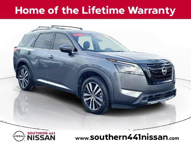 Certified 2024 Nissan Pathfinder Platinum w/ Black Appearance Package FWD 360° Tour