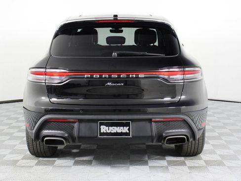 Certified 2023 Porsche Macan AWD/4WD image 6