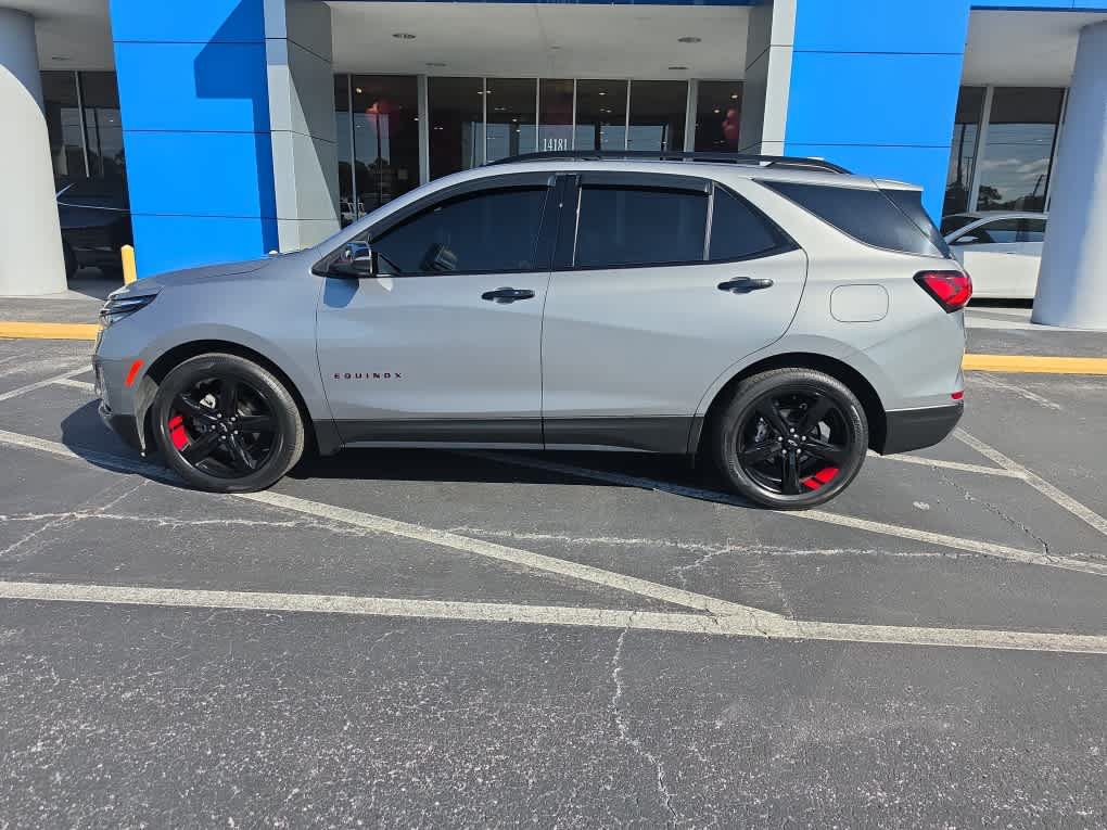 Used 2024 Chevrolet Equinox Premier w/ Redline Edition FWD image 2