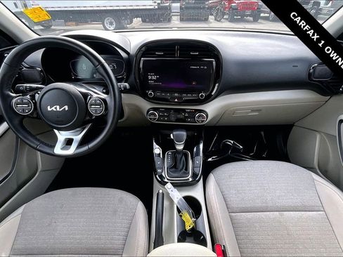Used 2023 Kia Soul EX FWD image 5